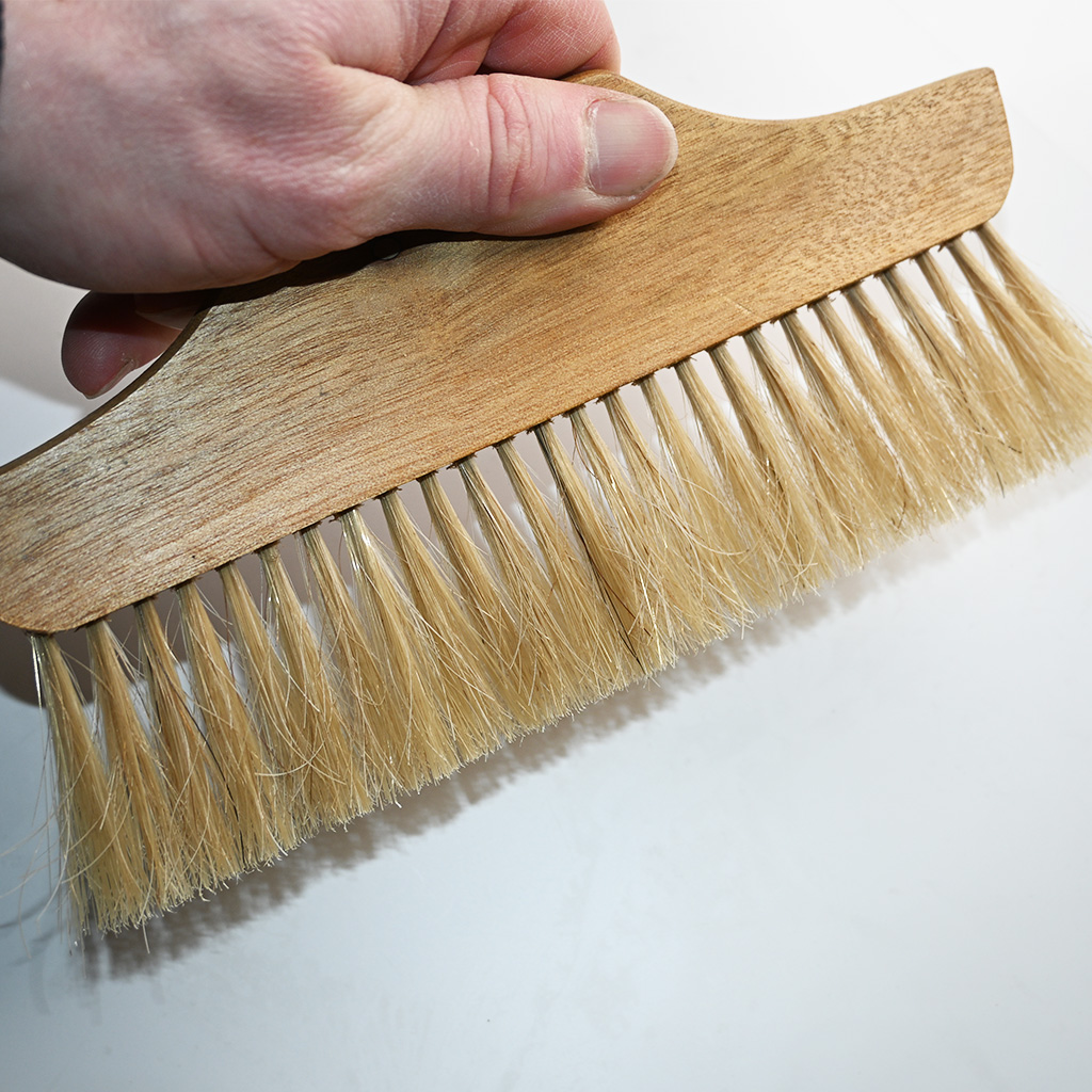 Smetáček - Bee Brush přírodní - DE